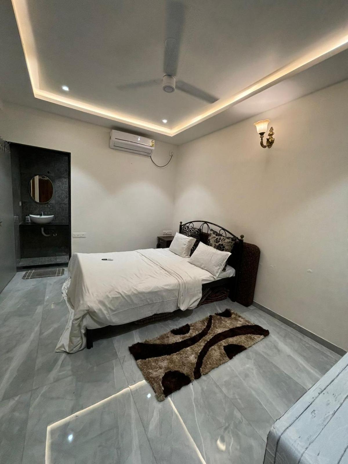 Ll Golden Leaf Ll 3Bhk Ll Ac Ll Villa Lonavala Exterior foto